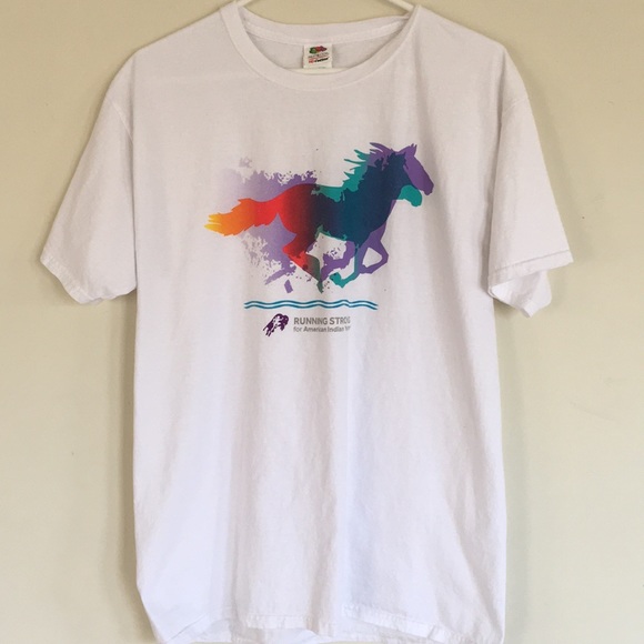Running Strong For Indian Youth, Horses T-shirt LG - Picture 1 of 6